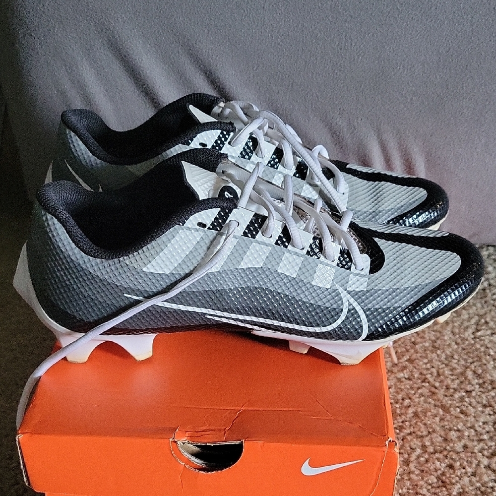Nike VAPOR  Black and Gray Football Cleats